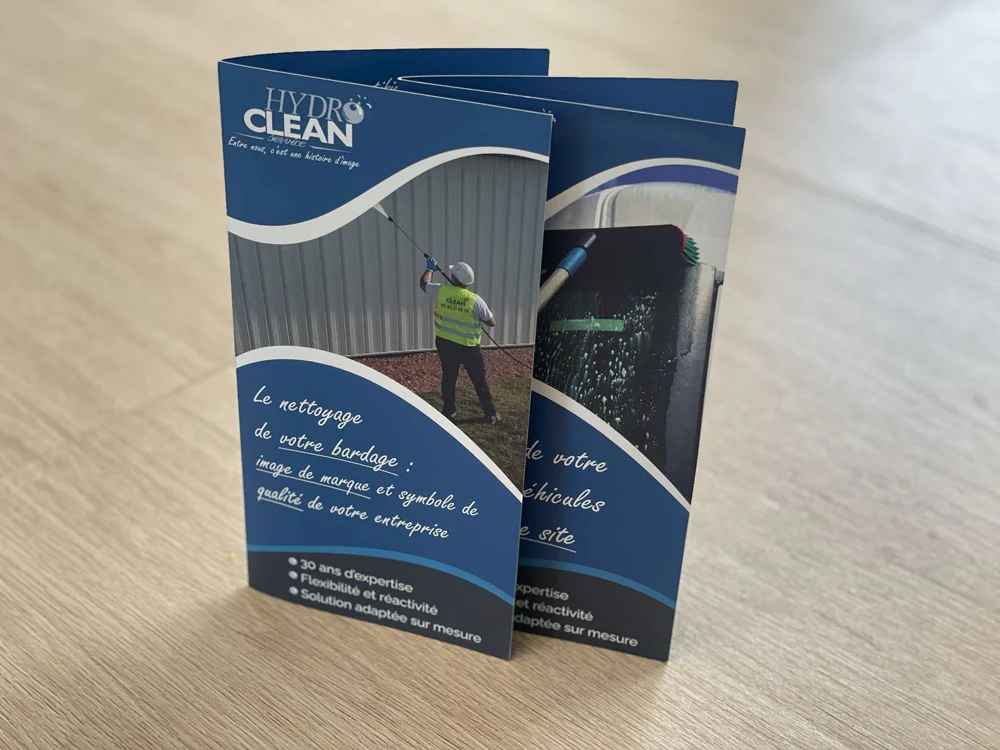 Réalisation graphique et impression de plaquettes promotionnelles pour Hydro Clean Service